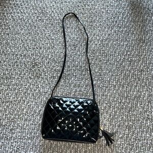 Charter Club patent quilted cross body bag NWOT